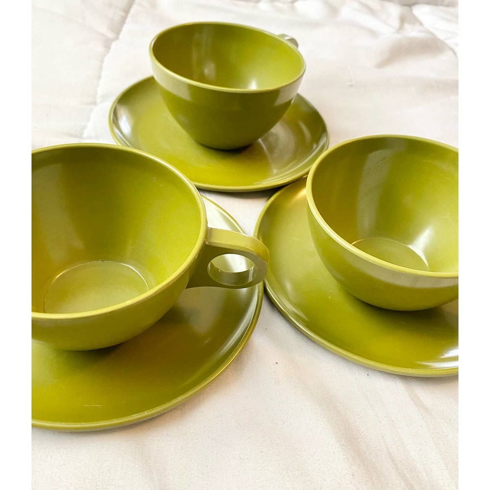 Vintage Dallas Ware Melamine Stackable Cups And Saucers set of 3